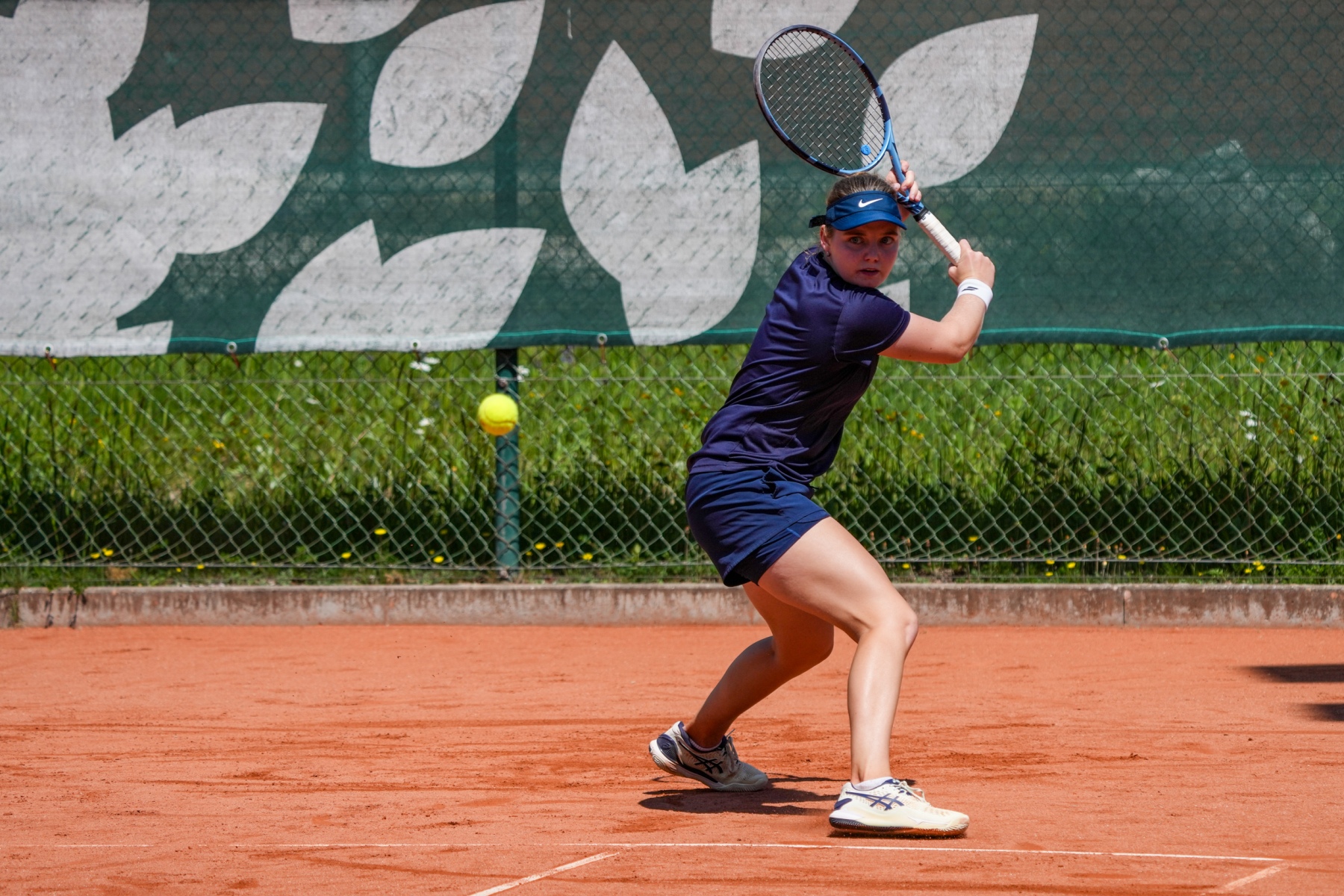 NLB-SALOME_FLURI_TC_DUFOUR_TENNIS_INTERCLUB_10_05_2025_JL_3